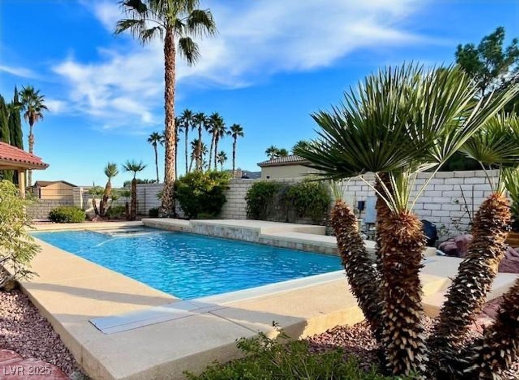 4925 North Juliano Road, Las Vegas, NV 89149