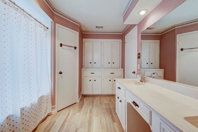 17707 Woodlode Lane, Spring, TX 77379