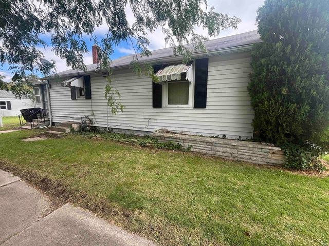 634 W Lusher Avenue, Elkhart, IN 46517