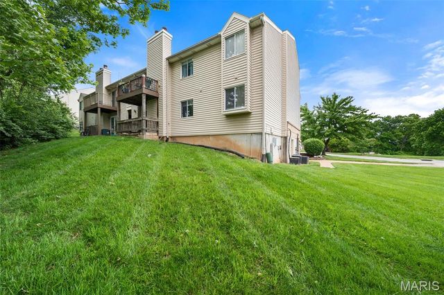 17078 Sandalwood Creek Drive B, Wildwood, MO 63038