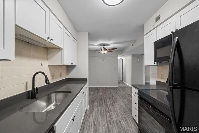 17078 Sandalwood Creek Drive B, Wildwood, MO 63038
