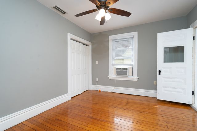 9 Thames Terrace, Norwich, CT 06360