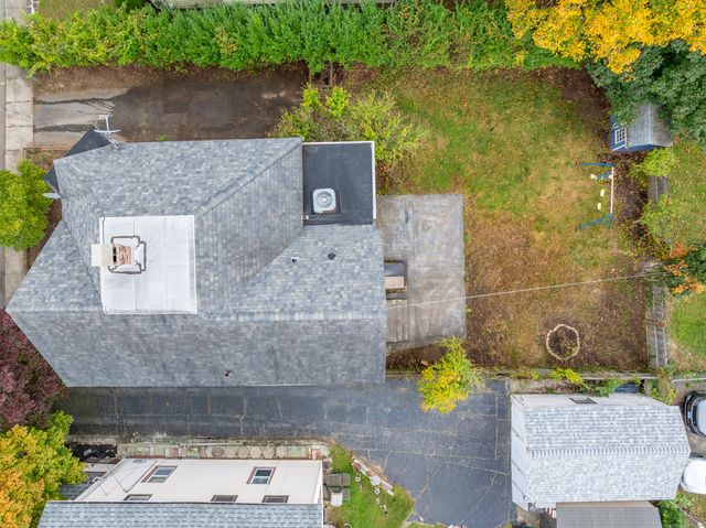 9 Thames Terrace, Norwich, CT 06360