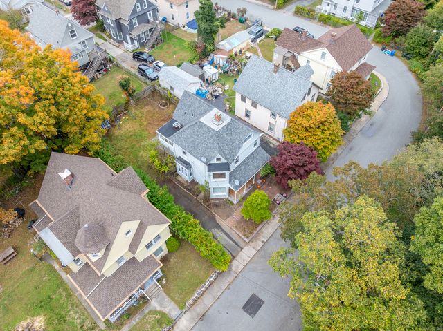 9 Thames Terrace, Norwich, CT 06360