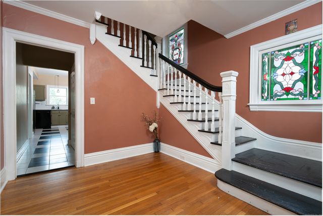 9 Thames Terrace, Norwich, CT 06360