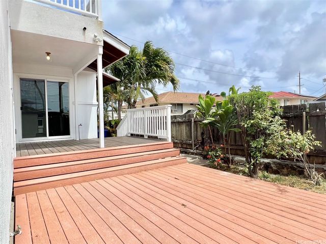 748 Luawai Street, Honolulu, HI 96816