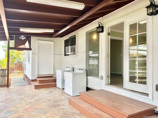 748 Luawai Street, Honolulu, HI 96816