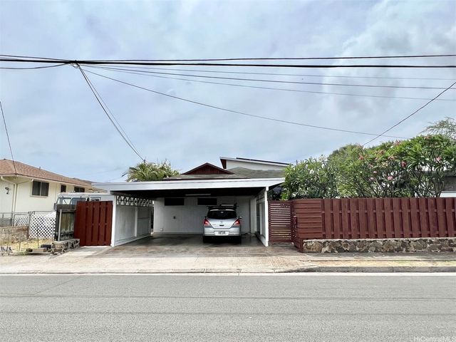 748 Luawai Street, Honolulu, HI 96816
