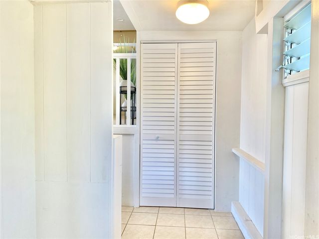 748 Luawai Street, Honolulu, HI 96816