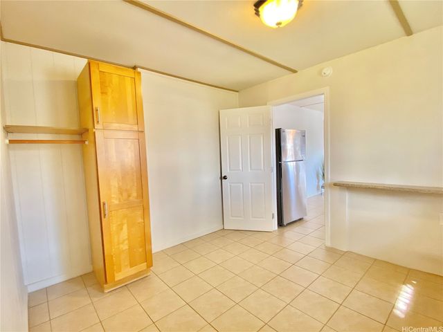 748 Luawai Street, Honolulu, HI 96816