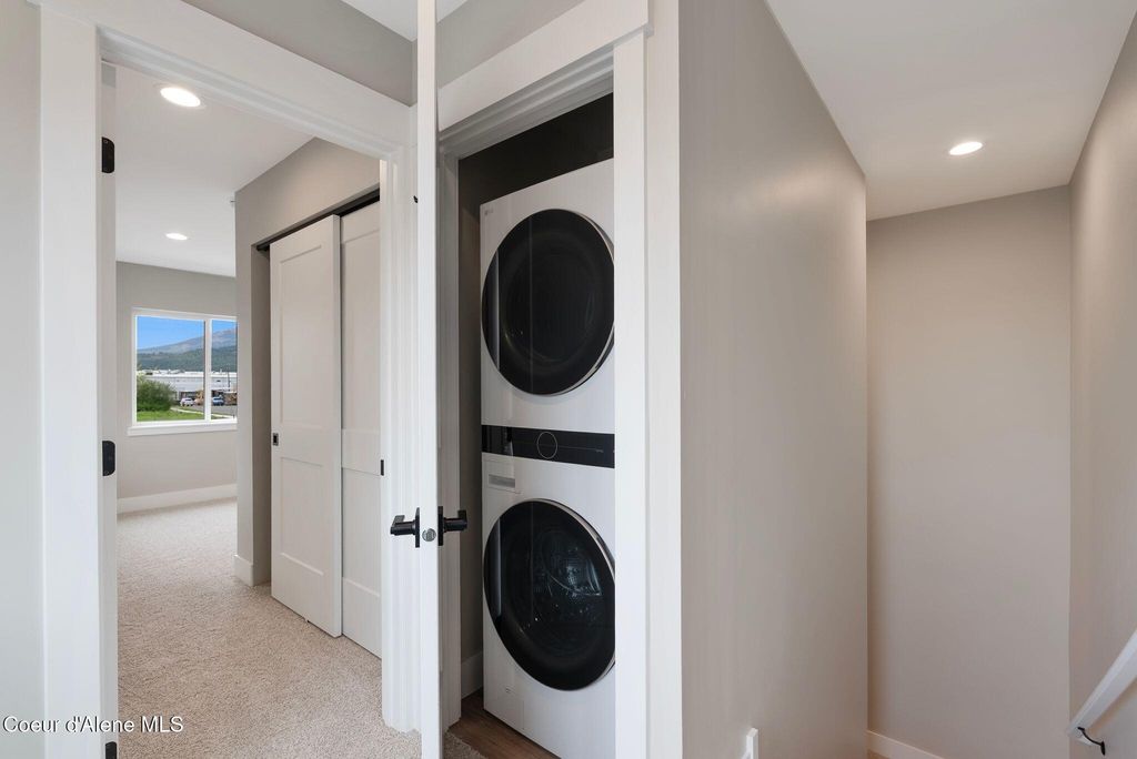 1683, 1679 1675, 1671 Onyx Ct, Sandpoint, ID 83864 photo 17