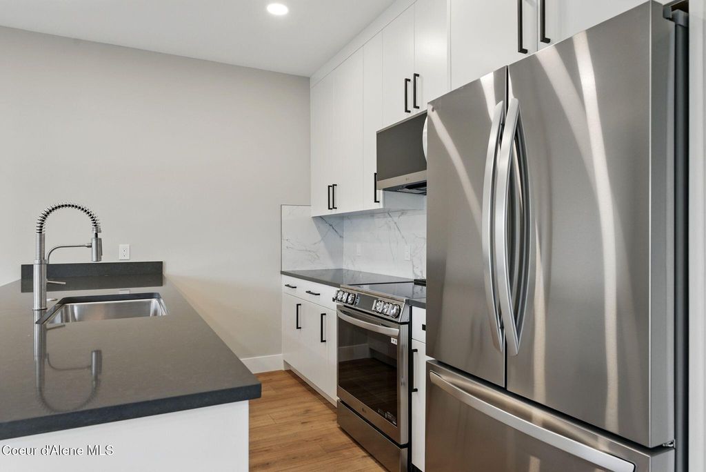 1683, 1679 1675, 1671 Onyx Ct, Sandpoint, ID 83864 photo 22