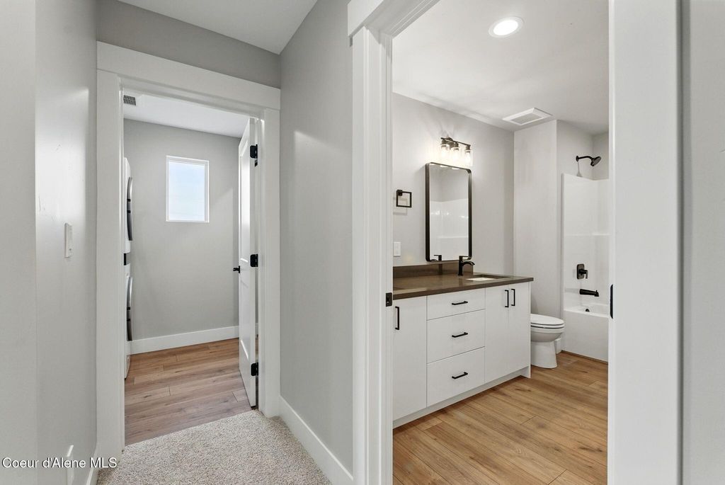 1683, 1679 1675, 1671 Onyx Ct, Sandpoint, ID 83864 photo 27