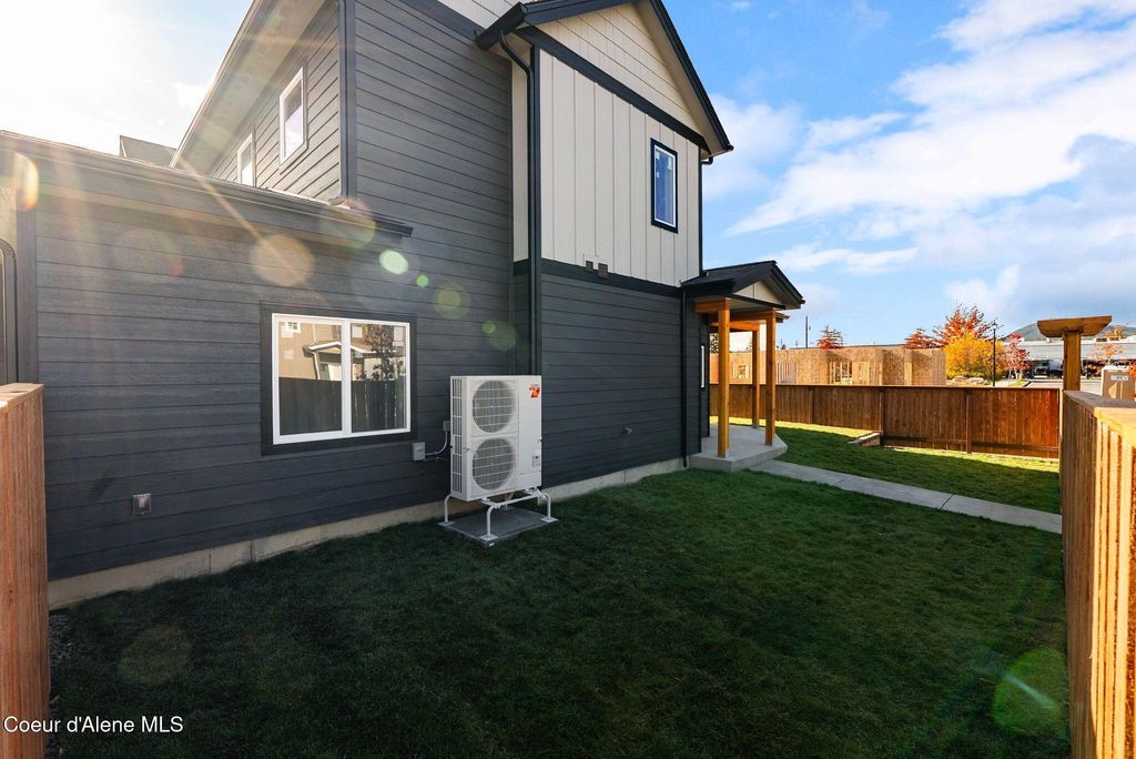 1683, 1679 1675, 1671 Onyx Ct, Sandpoint, ID 83864 photo 34