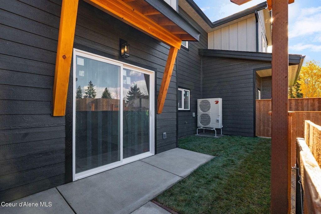 1683, 1679 1675, 1671 Onyx Ct, Sandpoint, ID 83864 photo 36