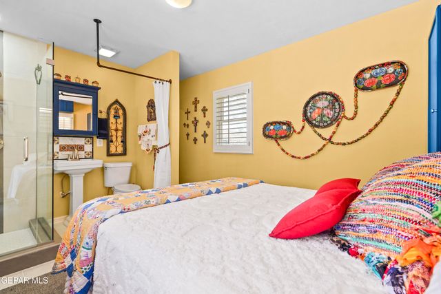 1109 WHITAKER Lane, El Paso, TX 79902