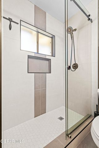 1109 WHITAKER Lane, El Paso, TX 79902