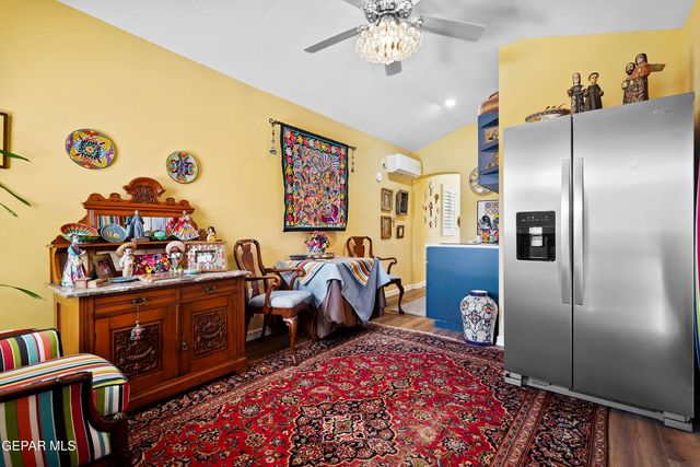 1109 WHITAKER Lane, El Paso, TX 79902