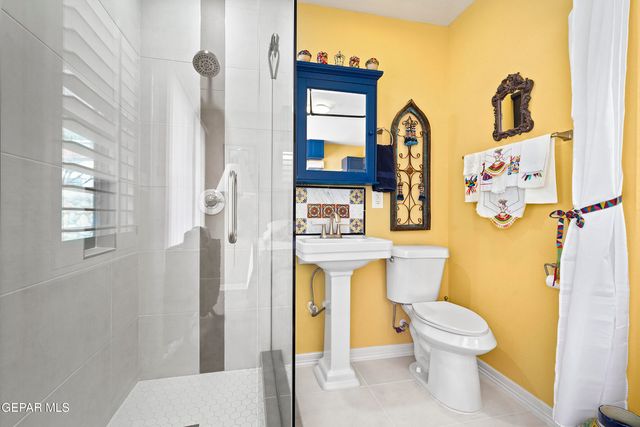 1109 WHITAKER Lane, El Paso, TX 79902