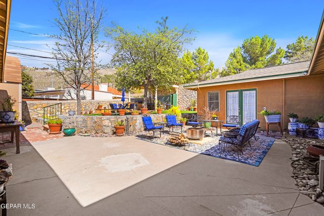 1109 WHITAKER Lane, El Paso, TX 79902