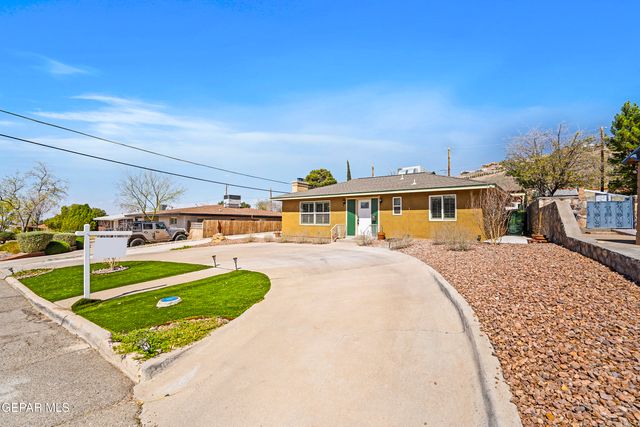 1109 WHITAKER Lane, El Paso, TX 79902