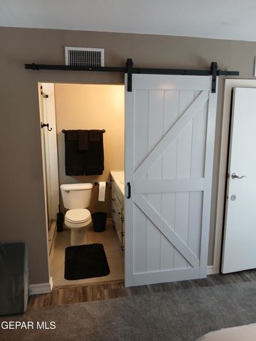 1109 WHITAKER Lane, El Paso, TX 79902