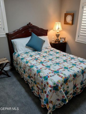 1109 WHITAKER Lane, El Paso, TX 79902