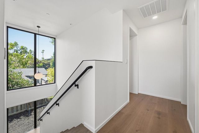 11841 Southwood Drive, Saratoga, CA 95070