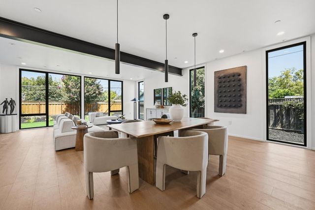 11841 Southwood Drive, Saratoga, CA 95070