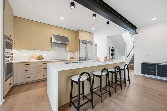 11841 Southwood Drive, Saratoga, CA 95070