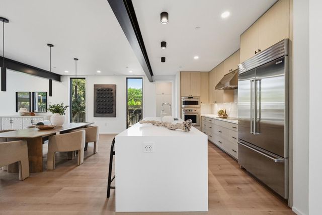 11841 Southwood Drive, Saratoga, CA 95070