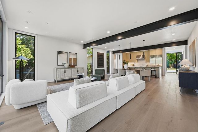 11841 Southwood Drive, Saratoga, CA 95070