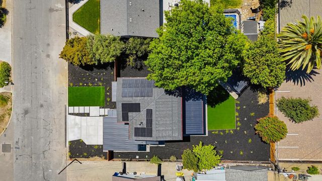 11841 Southwood Drive, Saratoga, CA 95070