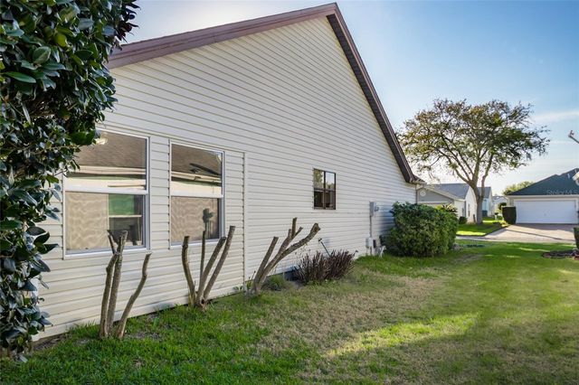 611 LISBON LANE, The Villages, FL 32159