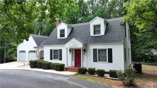1211 Manse Jolly Road, Anderson, SC 29621
