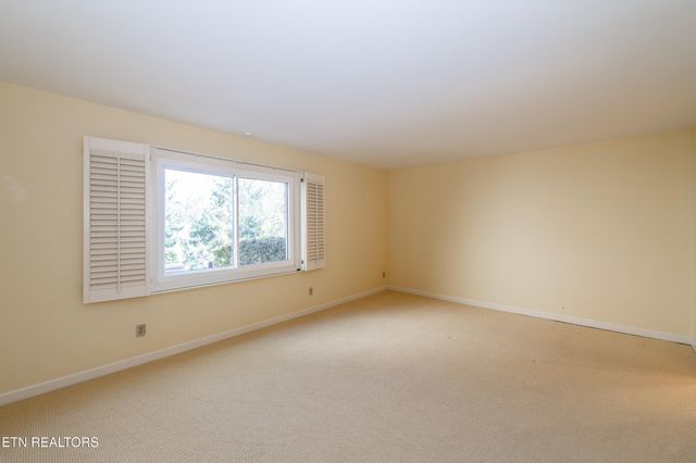 1282 Burgandy Place, Knoxville, TN 37919