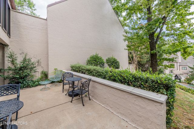 1282 Burgandy Place, Knoxville, TN 37919