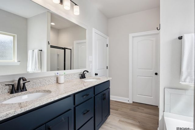 13138 Ducks Landing St, Gonzales, LA 70737