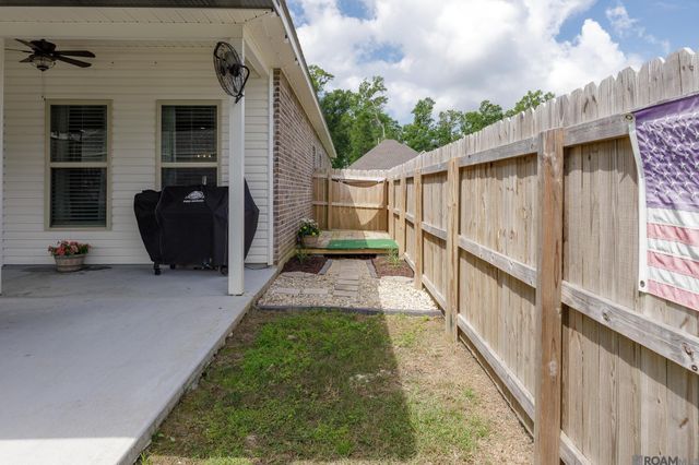 13138 Ducks Landing St, Gonzales, LA 70737