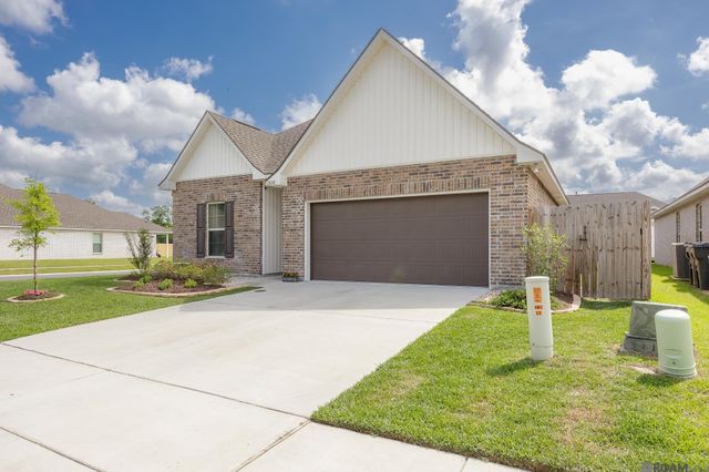 13138 Ducks Landing St, Gonzales, LA 70737