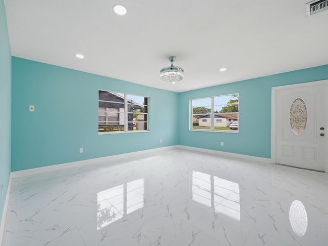 4340 Broadway Street, Lake Worth, FL 33461