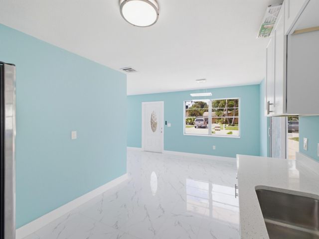 4340 Broadway Street, Lake Worth, FL 33461