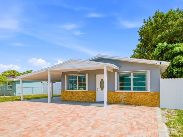 4340 Broadway Street, Lake Worth, FL 33461