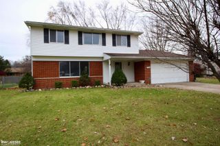 18672 Beatrice Street, Clinton Twp, MI 48036