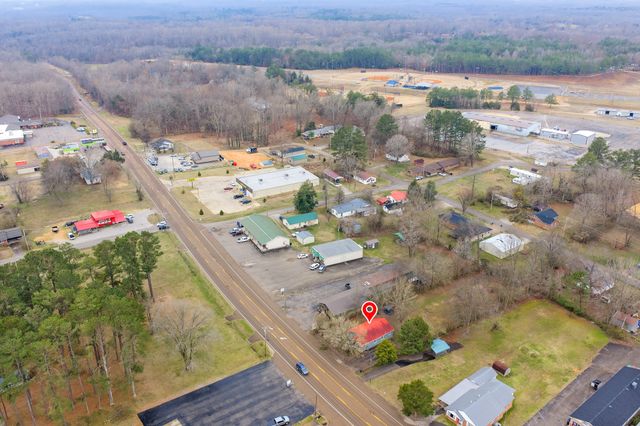 750 Tennessee Ave, S, Parsons, TN 38363