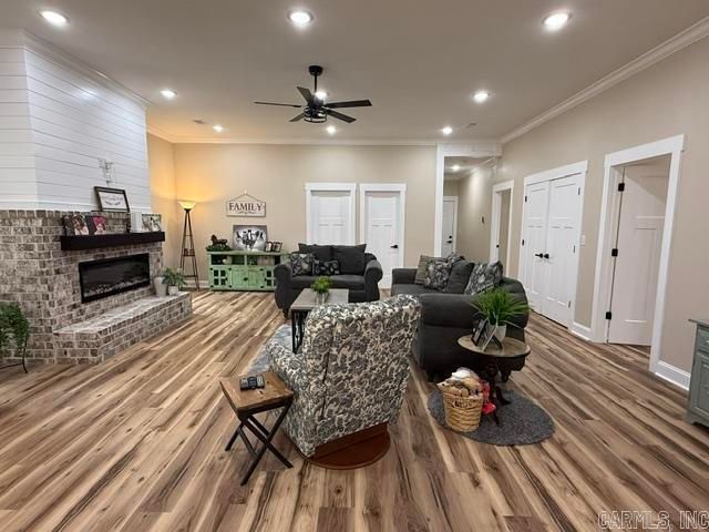 1867 Locust Grove Rd, Batesville, AR 72501