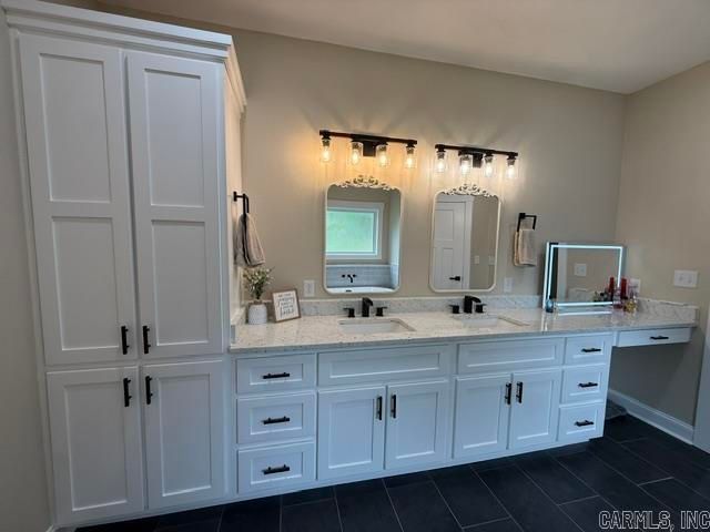 1867 Locust Grove Rd, Batesville, AR 72501