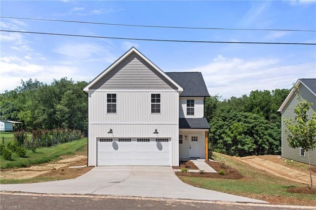 1667 Ralee Drive, Winston-salem, NC 27127