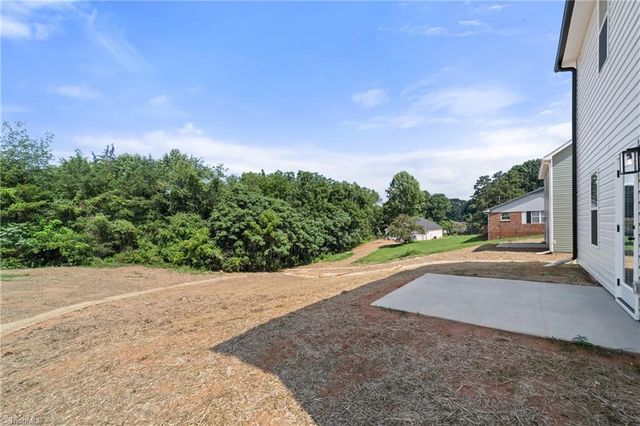 1667 Ralee Drive, Winston-salem, NC 27127