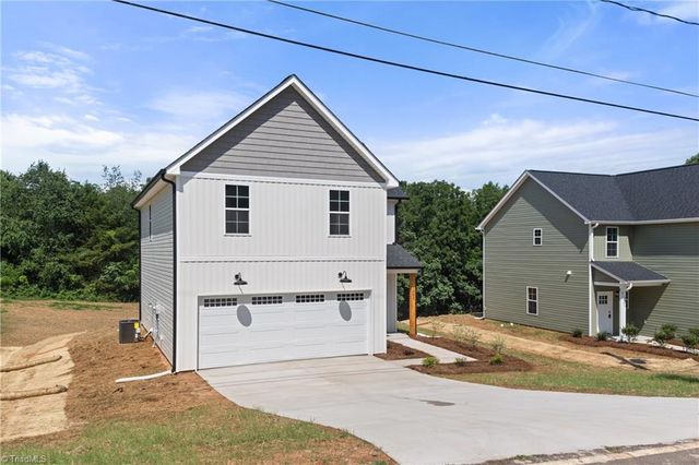 1667 Ralee Drive, Winston-salem, NC 27127